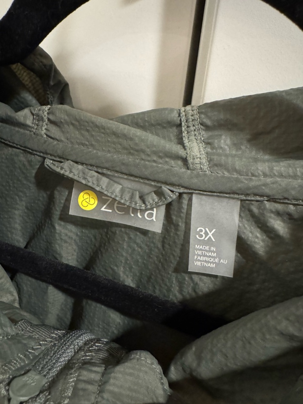 Zella Olive Drawstring Hooded Utility Jacket - Picture 4 of 7